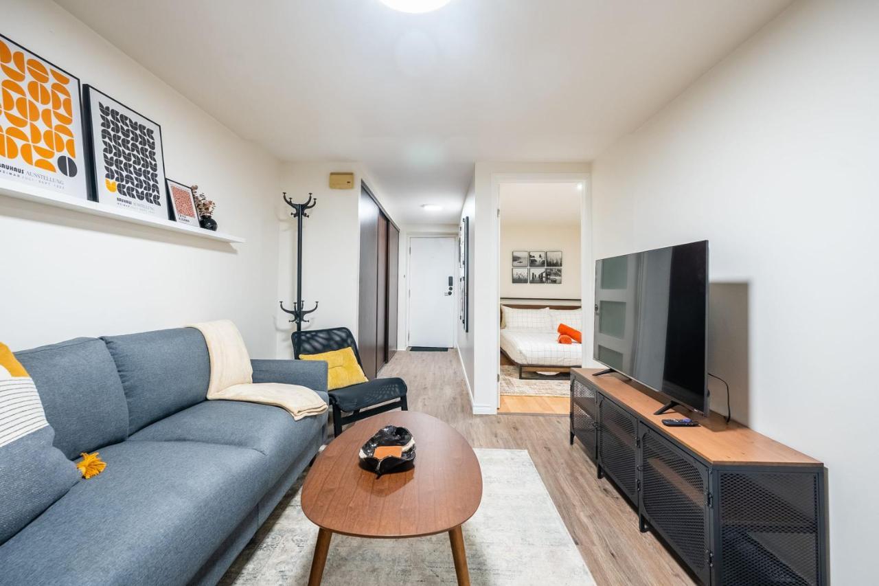 2br Modern Apt - Near The Trinity Bellwoods Park Apartment