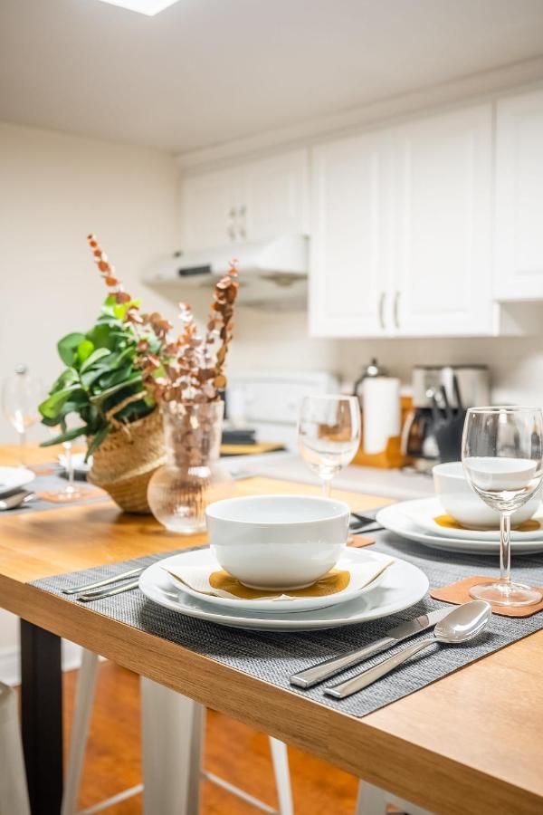 2br Modern Apt - Near The Trinity Bellwoods Park Apartment
