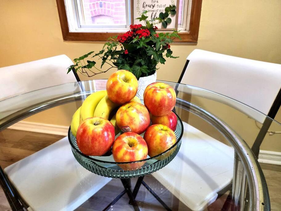 Apartment Midtown 2bedrooms Toronto
