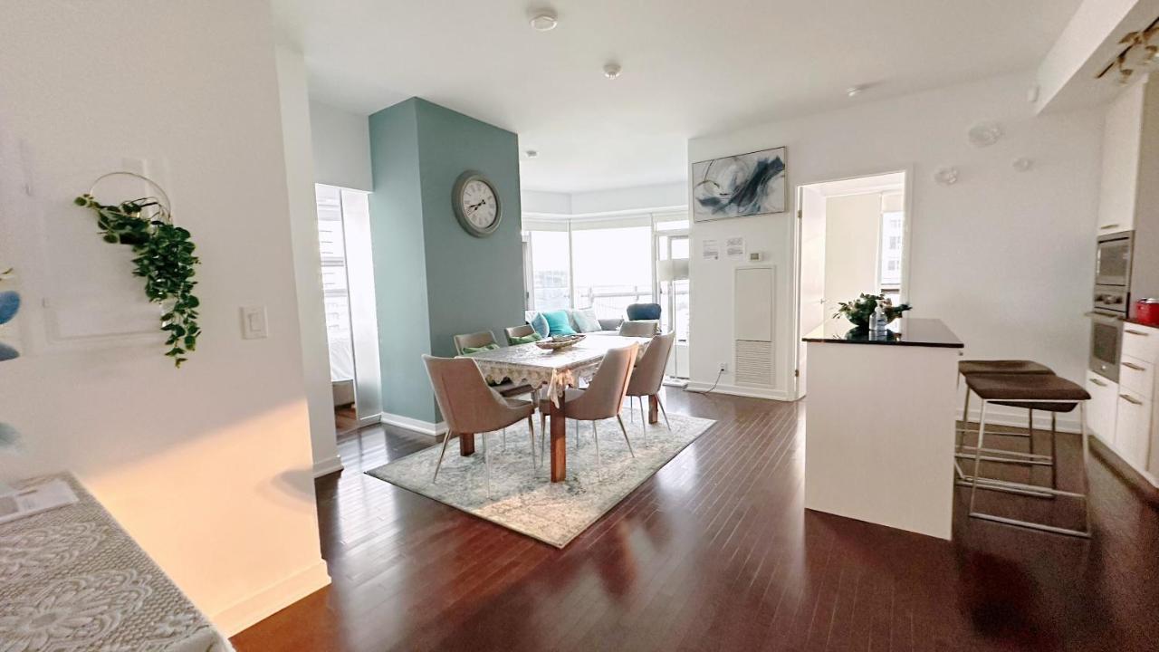 Comfort Opulence Suites Superior 3 Bedroom 48th Floor With View * Toronto