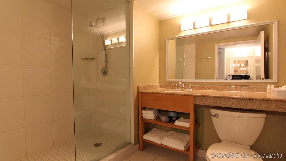 Western Premier Airport Carlingview 3*