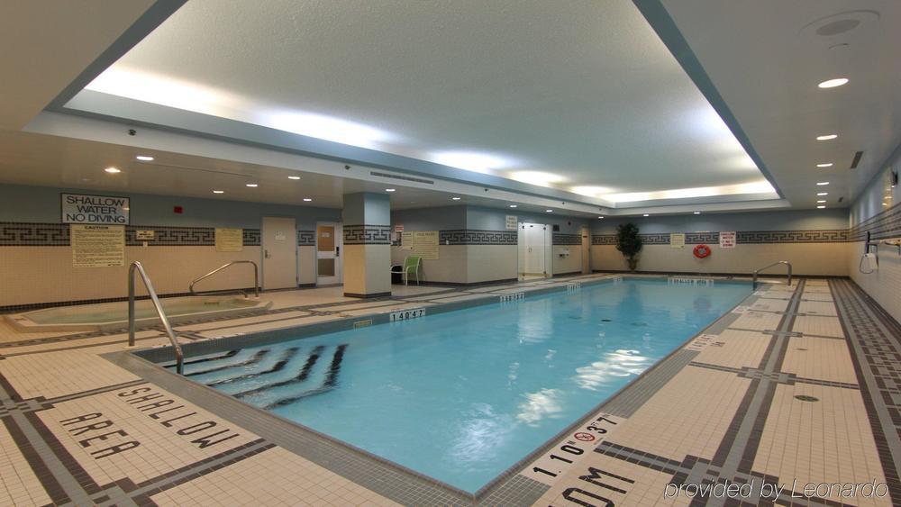 Hotel Western Premier Airport Carlingview 3*