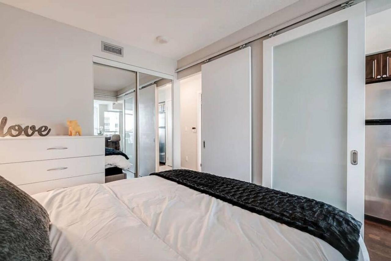 Holiday home Beautiful 1bd 1ba And Views Toronto