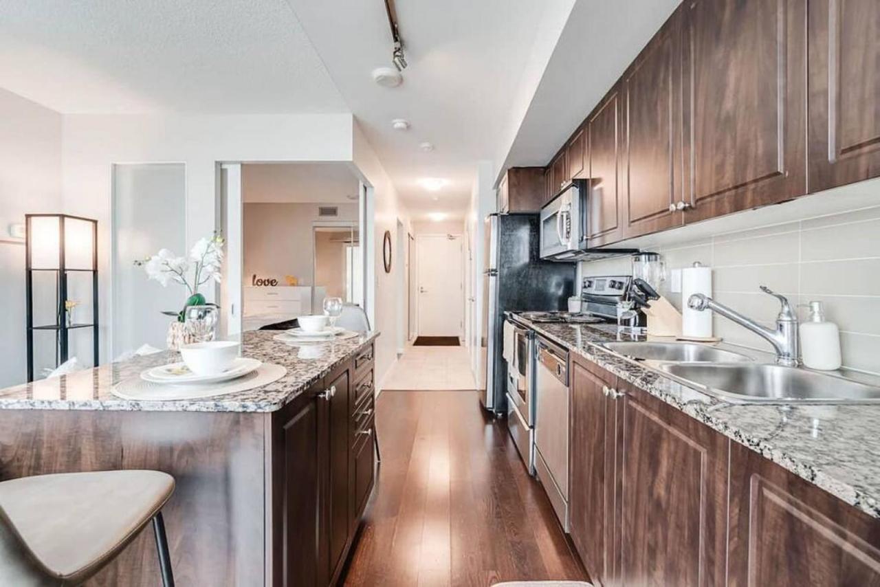 Beautiful 1bd 1ba And Views * Toronto