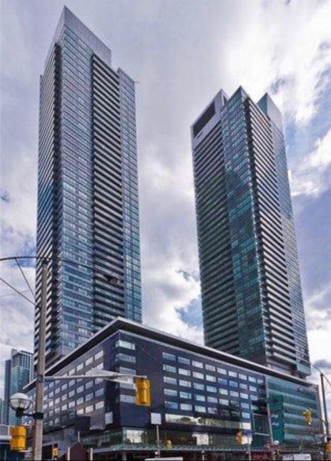 Apartment Beautiful Unit In Heart Of Downtown Toronto