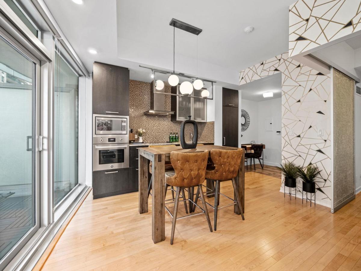 Hotel Delta Suites - Entertainment District - Downtown