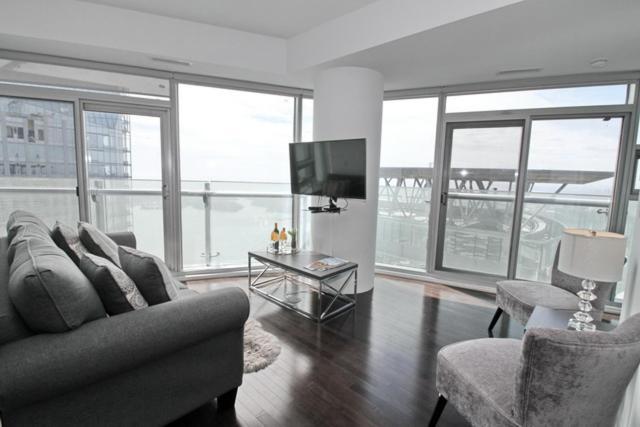 Delta Suites - Entertainment District - Downtown Hotel 5*