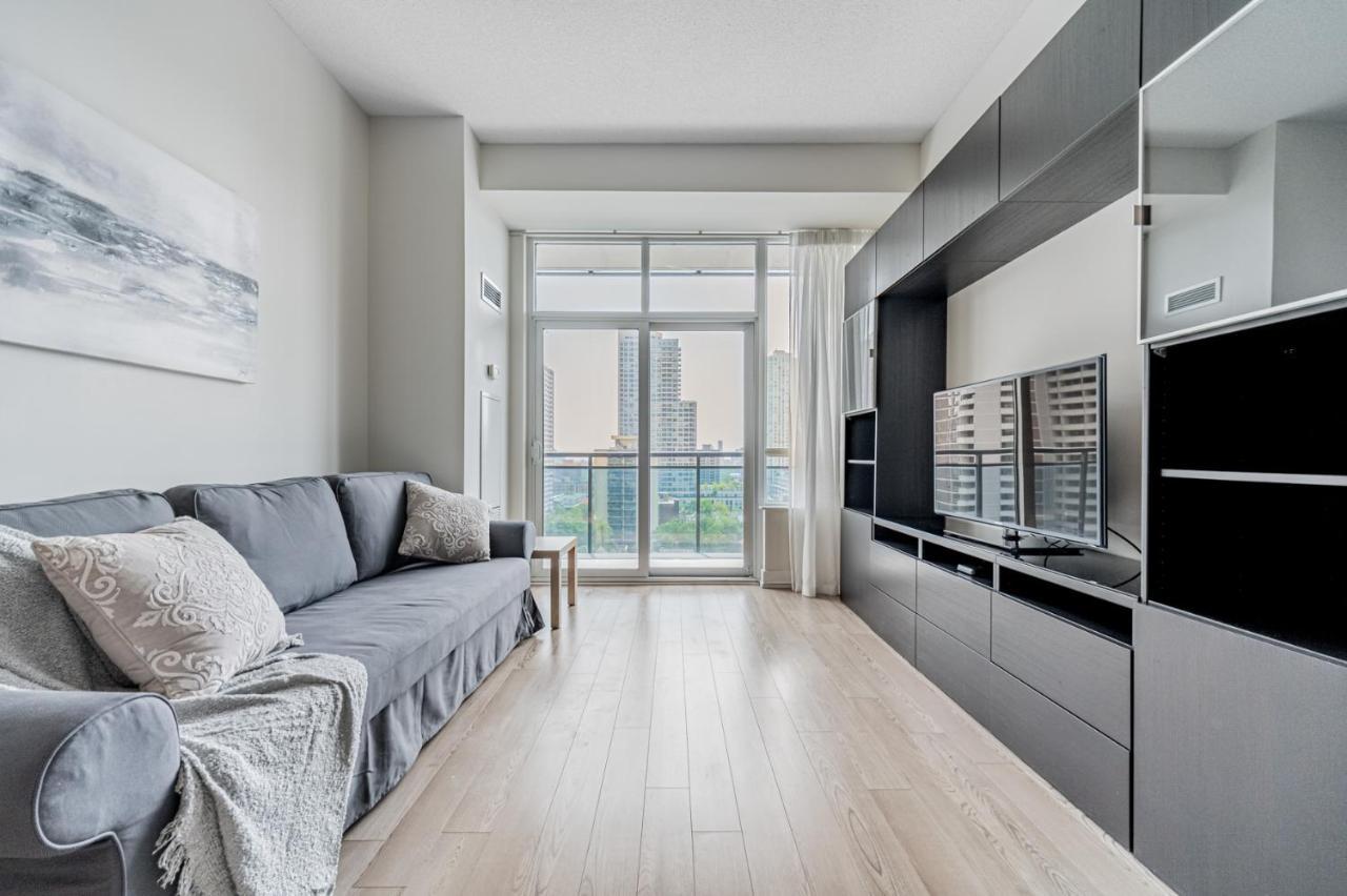 Apartment Metro Zen At Cooper Mansion Toronto