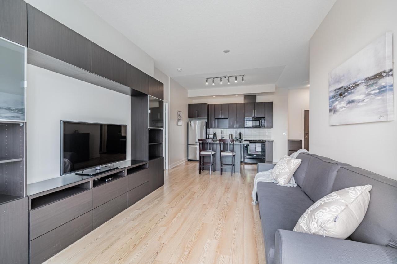 Apartment Metro Zen At Cooper Mansion Toronto