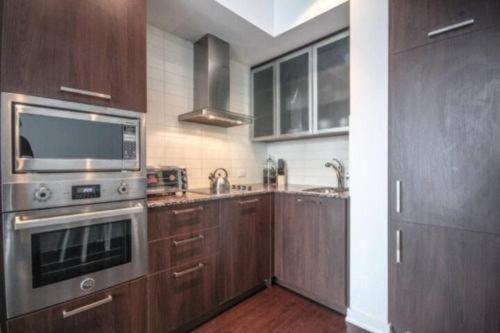 Downtown Suites *