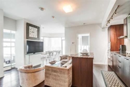 Downtown Suites Apartment *