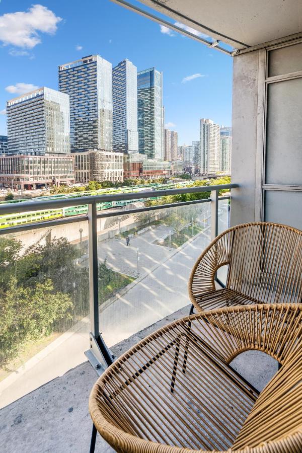 Apartment Family Oriented Downtown 2bdrm With Parking & Office Space *