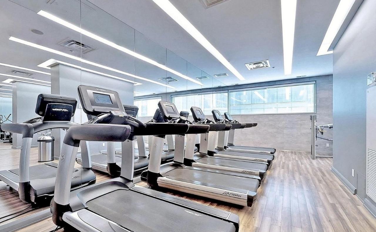 Apartment University Of Toronto Utsg Suites *