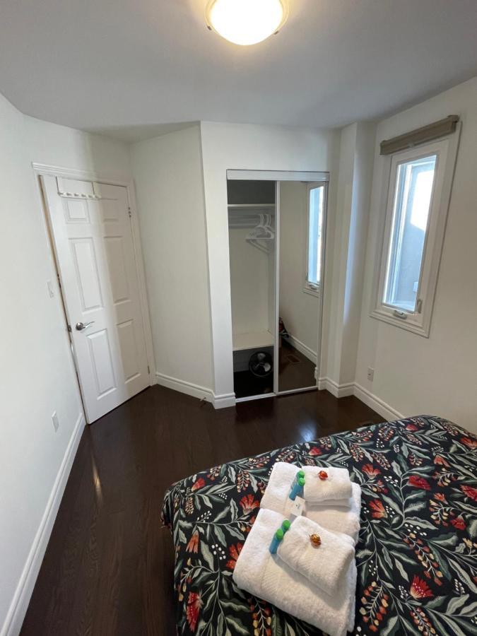 Homestay Great Located Toronto