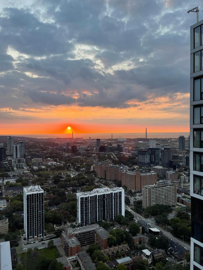 Infivilla Amazing Penthouse Living In Sunrise- Breathtaking Skyline Lake View Downtown Toronto!a Apartment *