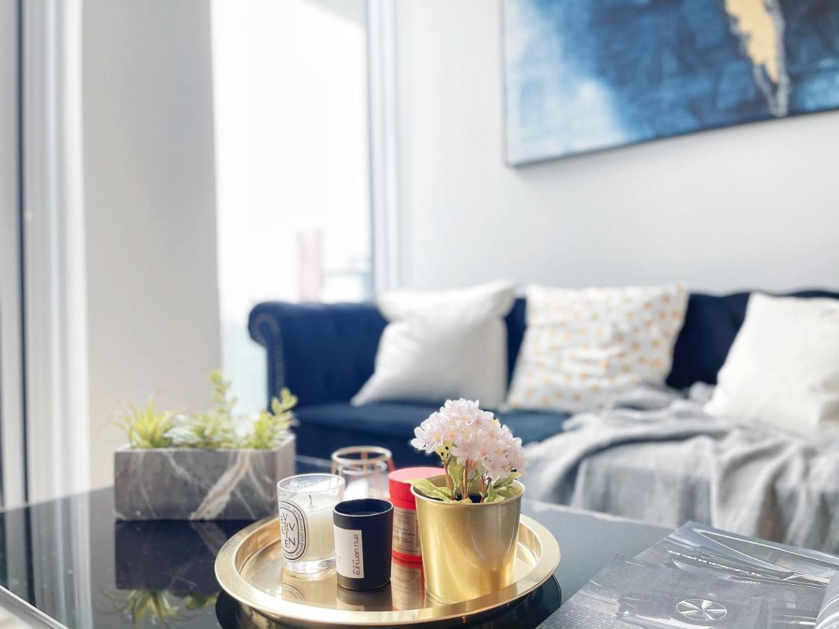 Infivilla Amazing Penthouse Living In Sunrise- Breathtaking Skyline Lake View Downtown Toronto!a