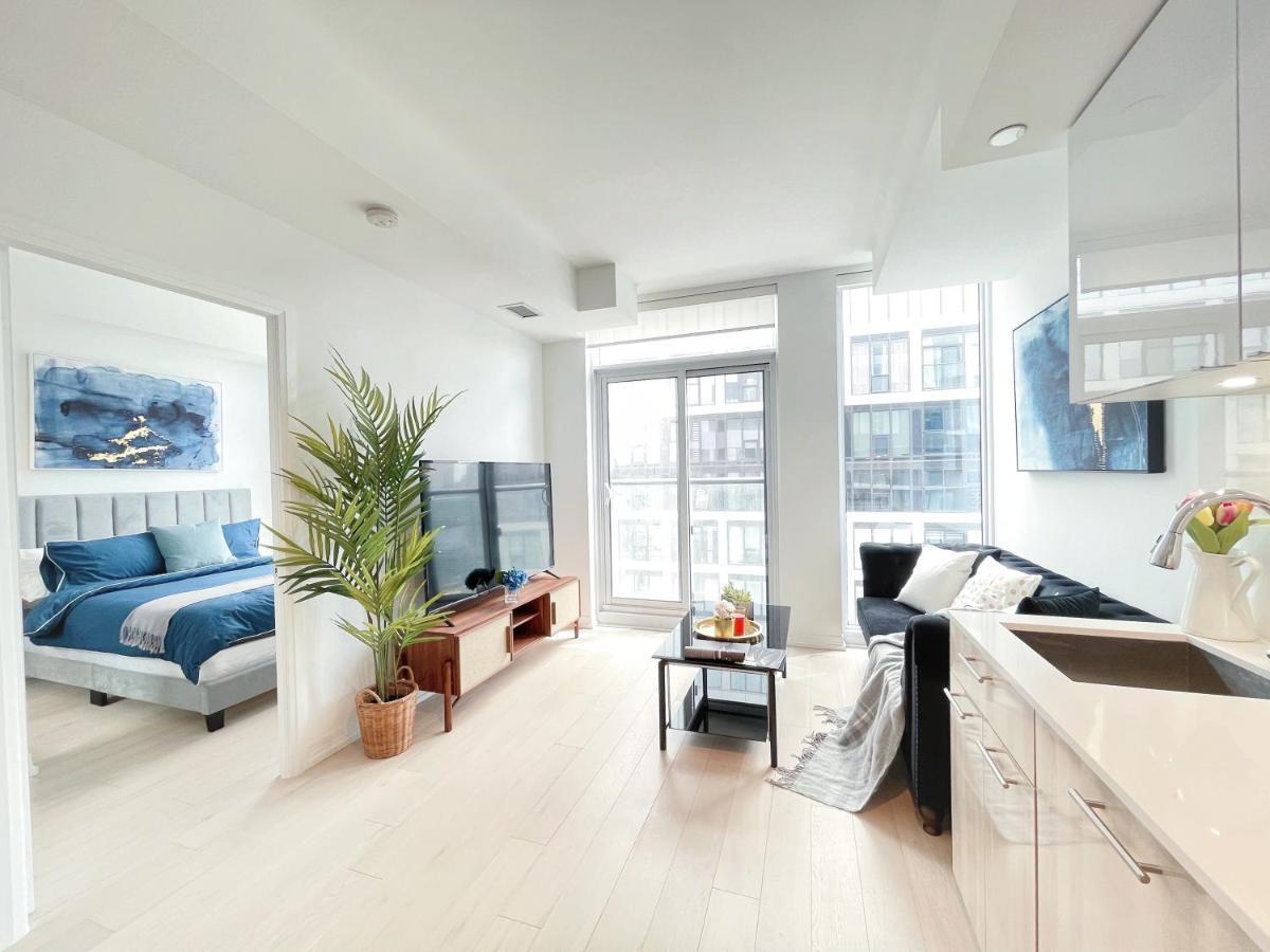 Infivilla Amazing Penthouse Living In Sunrise- Breathtaking Skyline Lake View Downtown Toronto!a Apartment