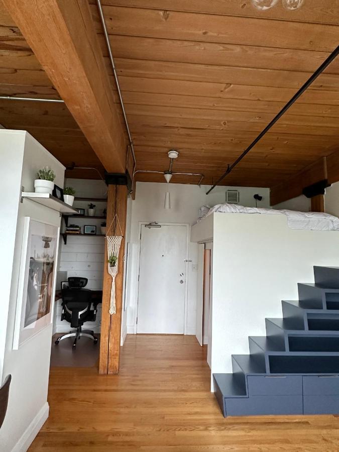 The Noble Loft Apartment