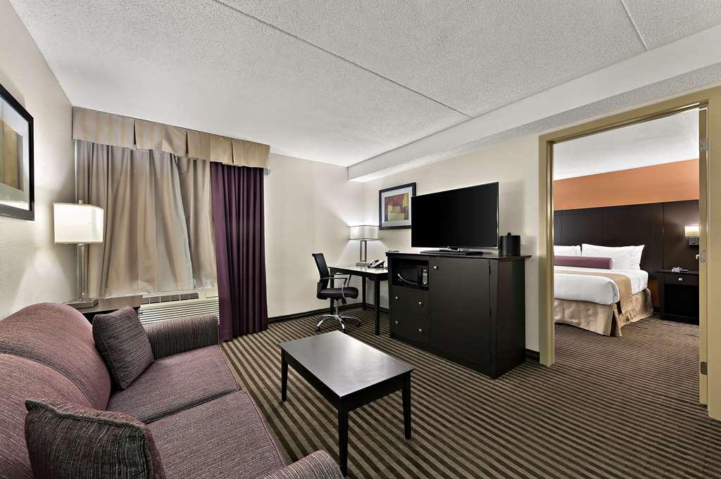 Western North York & 4*