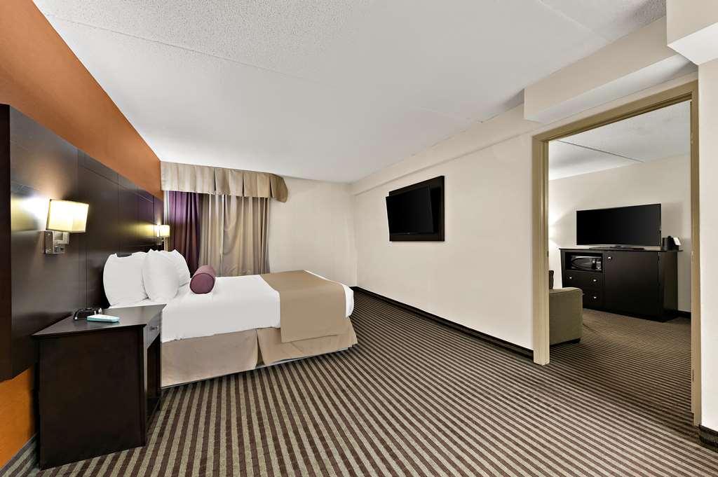 Hotel Western North York & Toronto