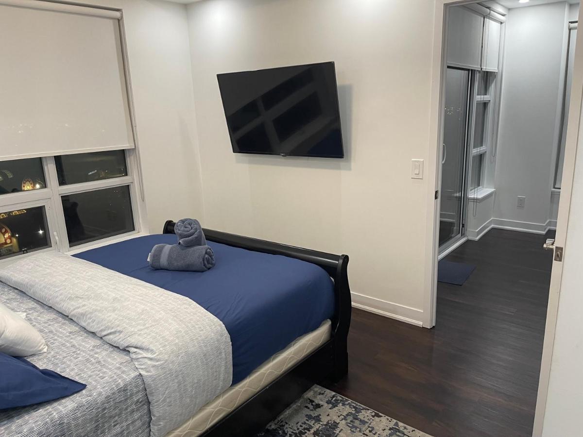 Luxury With Skyline Views - Mins To Yyz *
