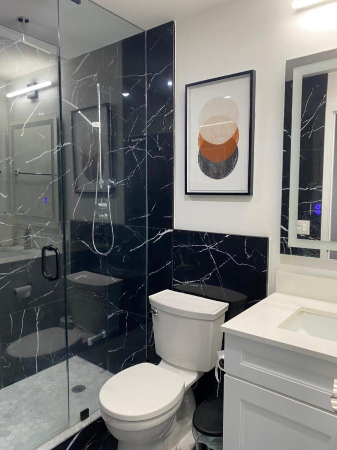 Apartment Luxury With Skyline Views - Mins To Yyz
