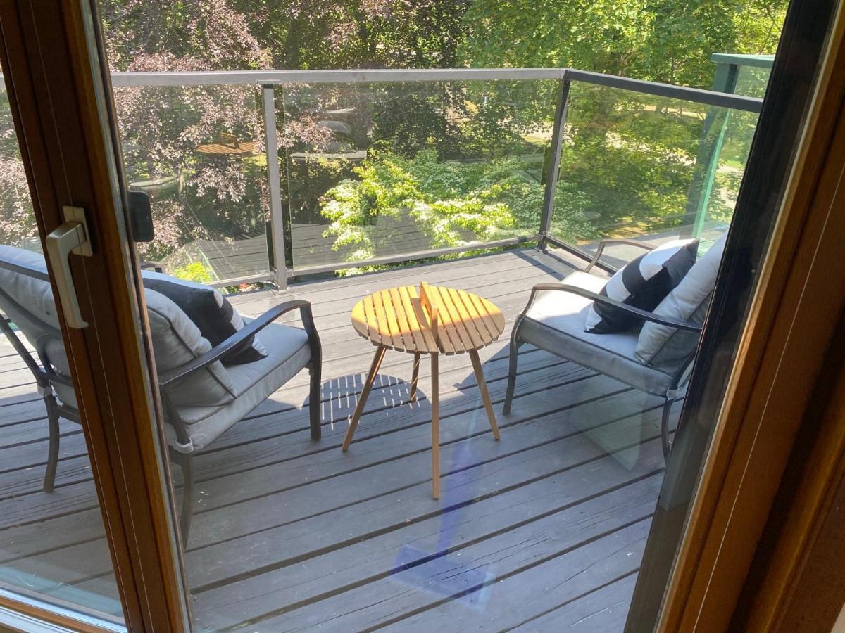 Superb Home:heated Pool-hot Tub Open 365days Toronto
