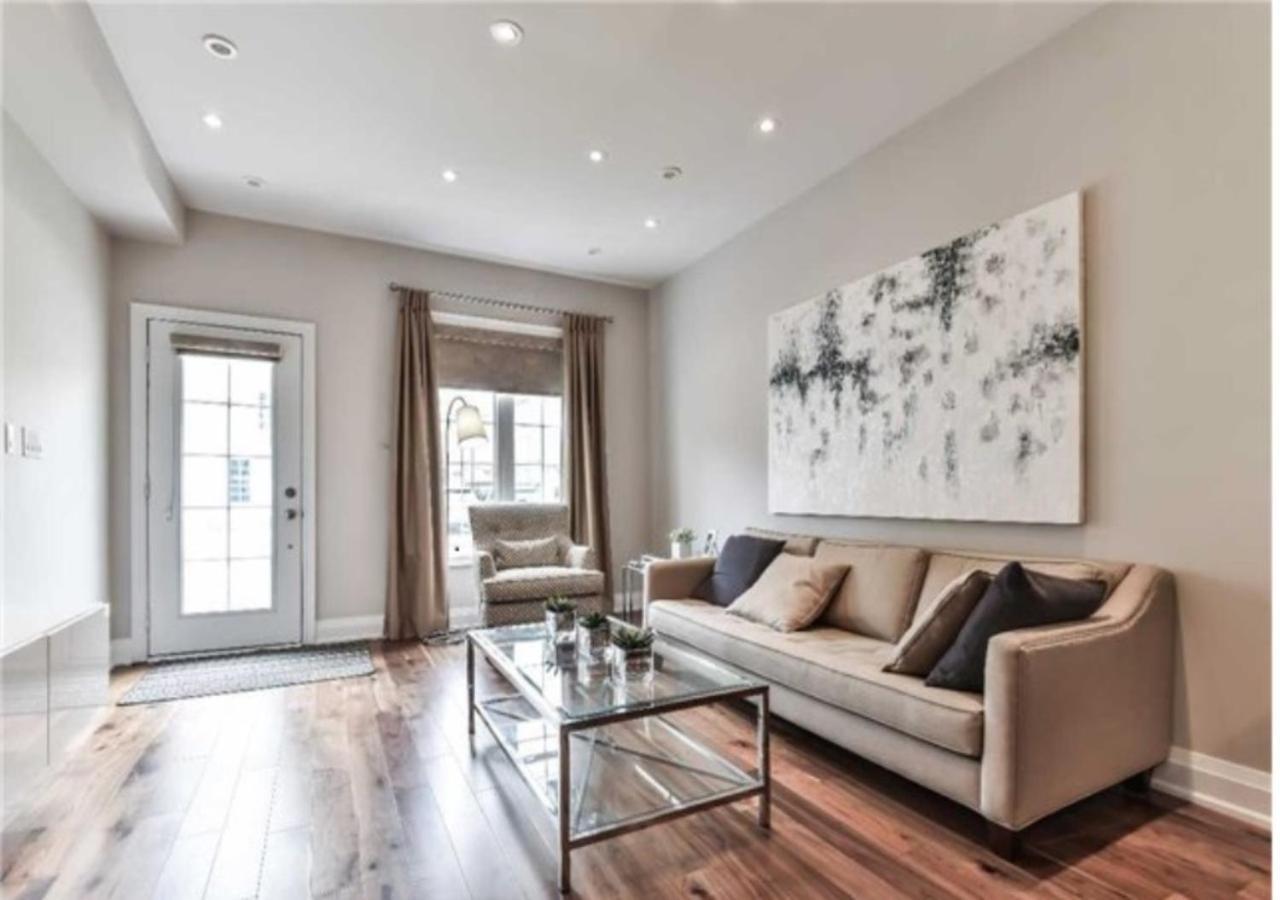 Immaculate Executive Townhouse 3br&3ba At Lawrence Park Toronto