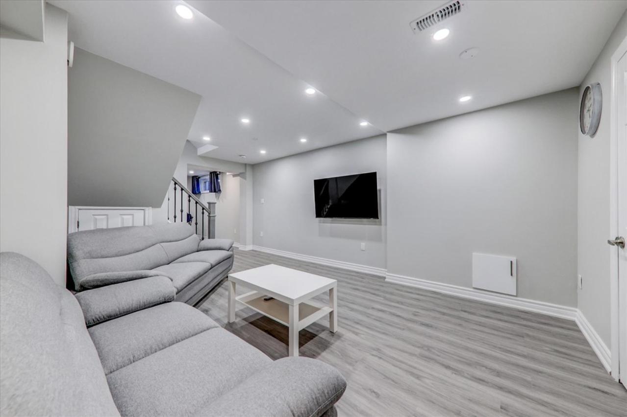Stunning 7 Bedroom Rougeview With 2 Kitchens, 5 Bathrooms, Amazing Backyard & 8-car Parking * Toronto