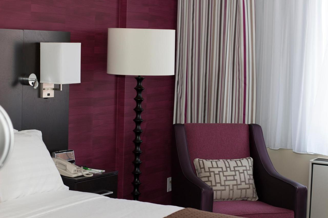 International Airport By Ihg 4*