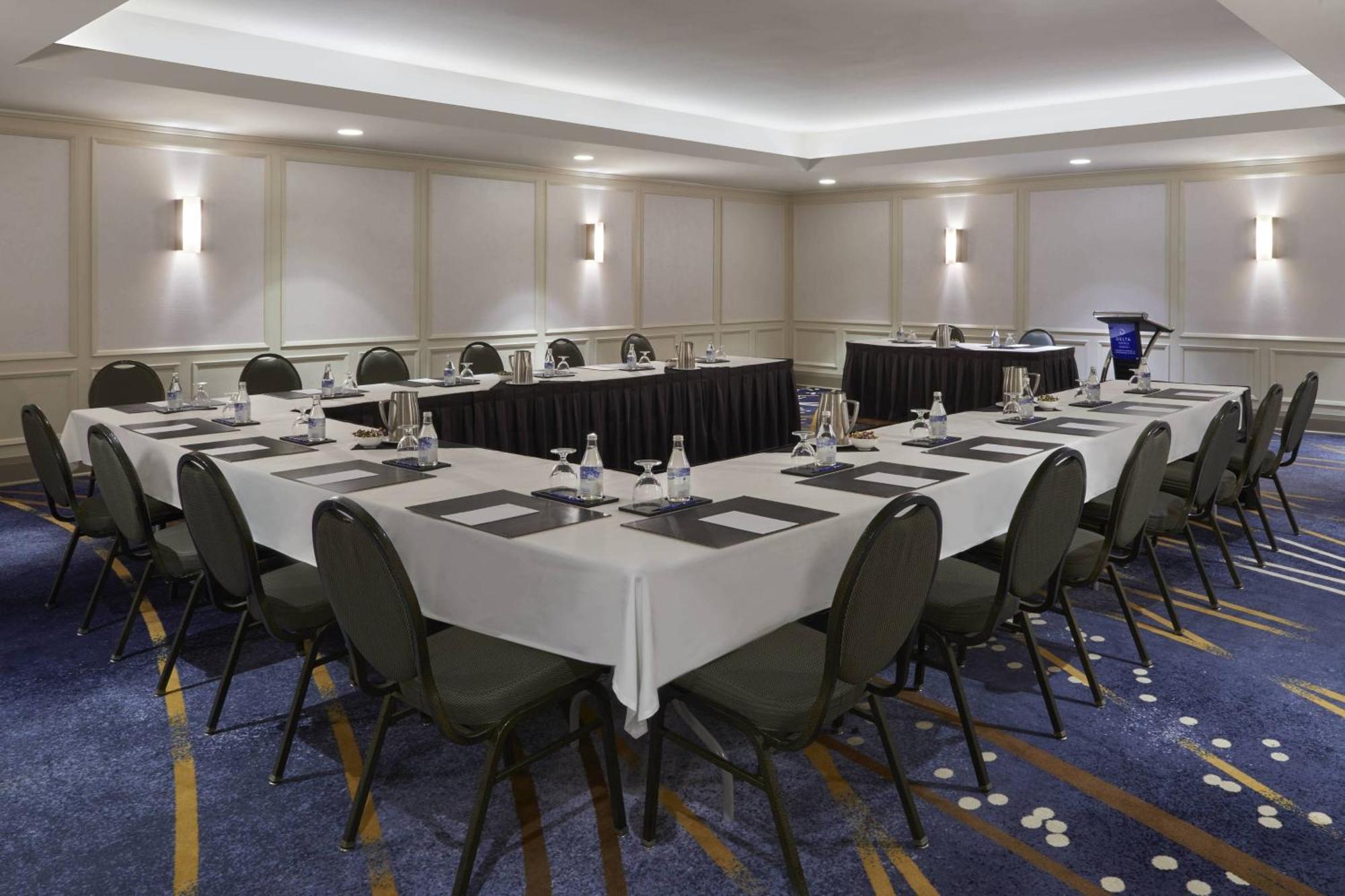 Delta By Marriott Airport & Conference Centre Hotel