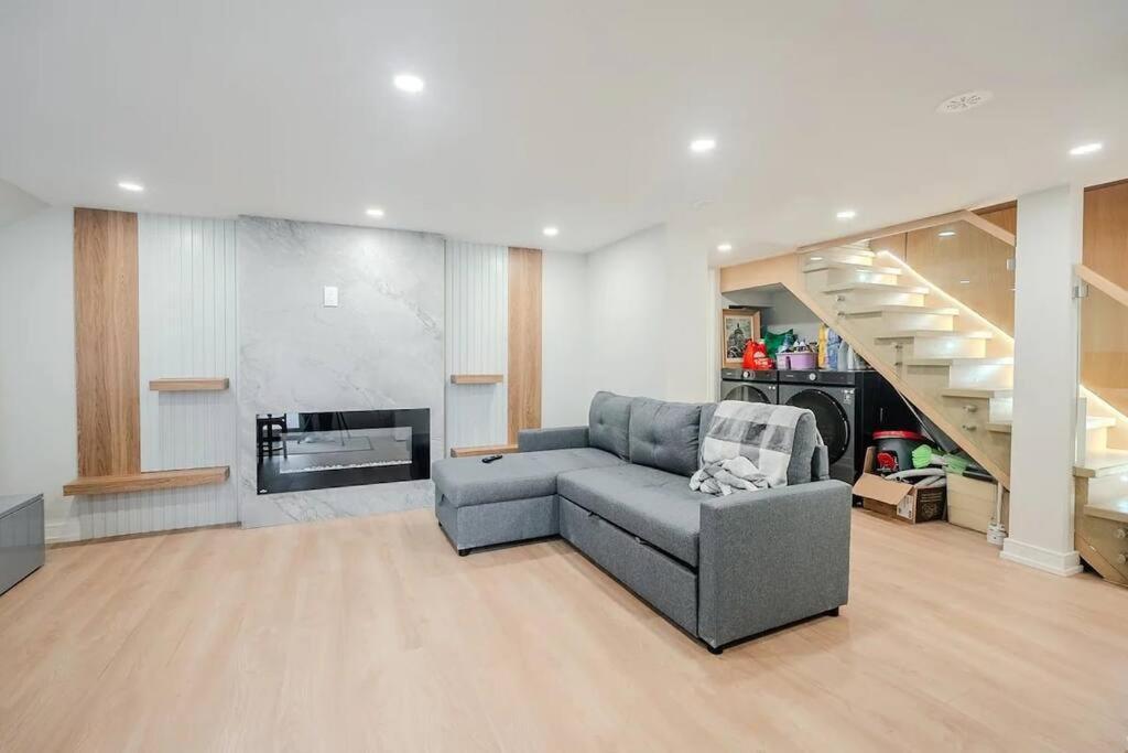 Beachside Luxury Retreat Apartment