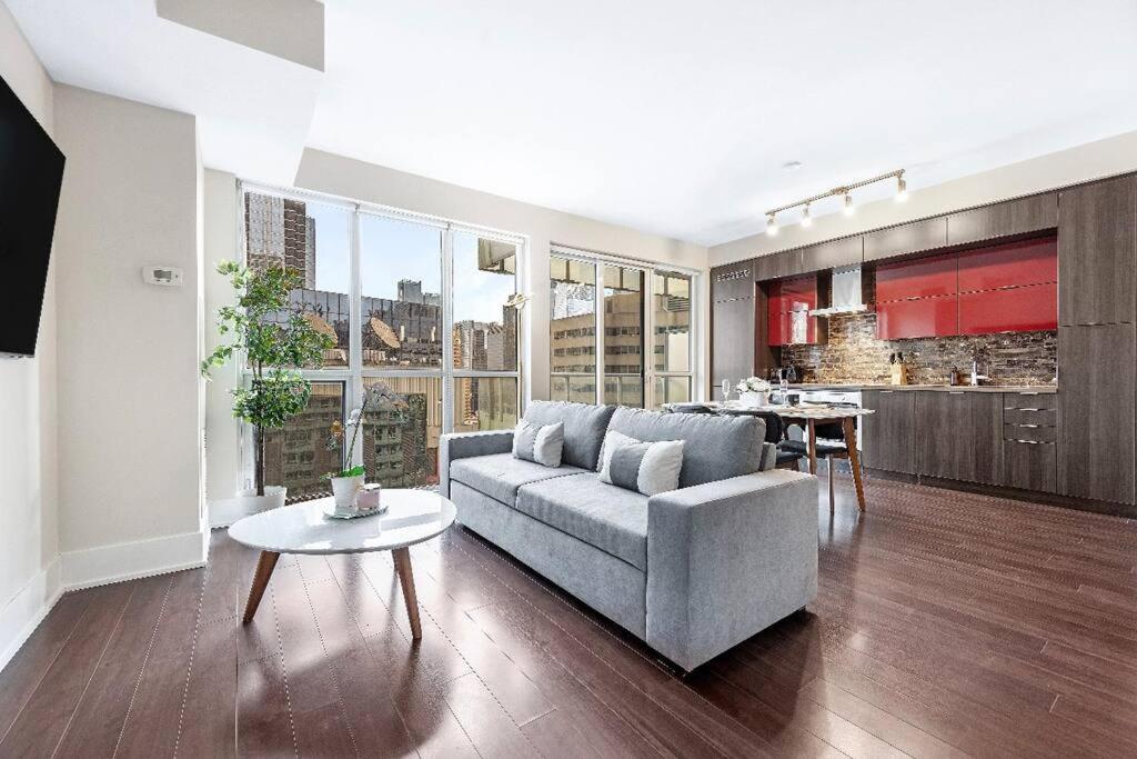 Apartment Deluxe Cn Tower View Freeparking Primedt Location F1