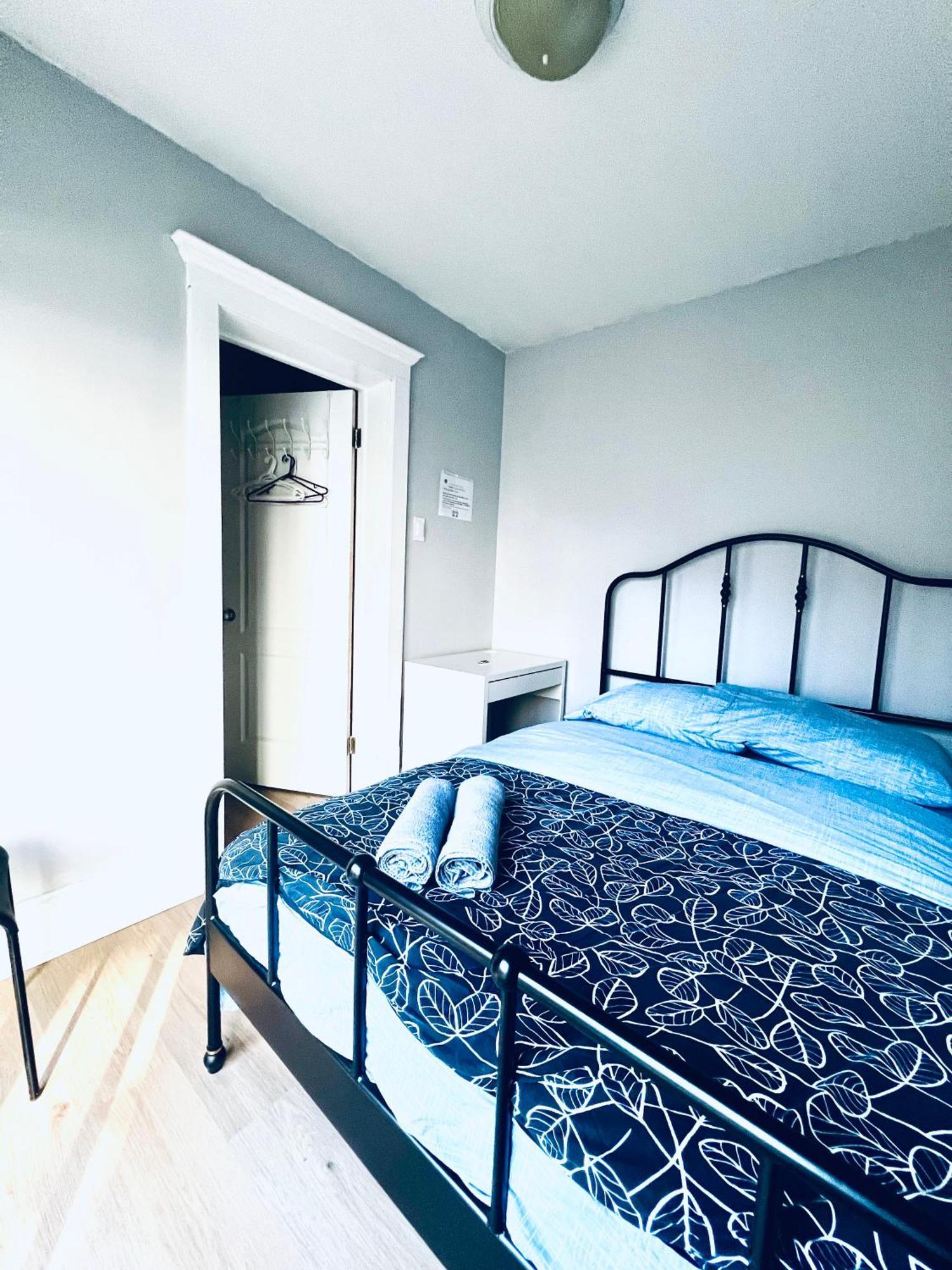 Guest house O Canada Toronto