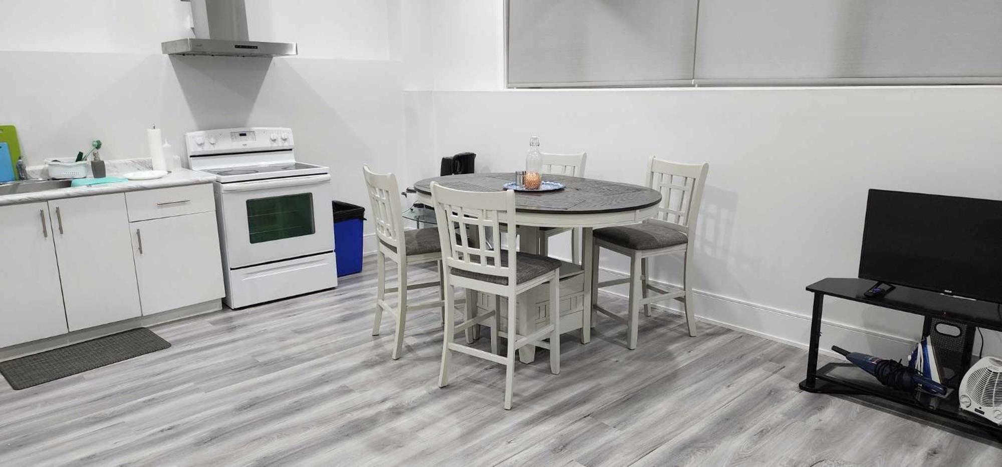 Apartment Scarborough New 2-bedroom Basement *