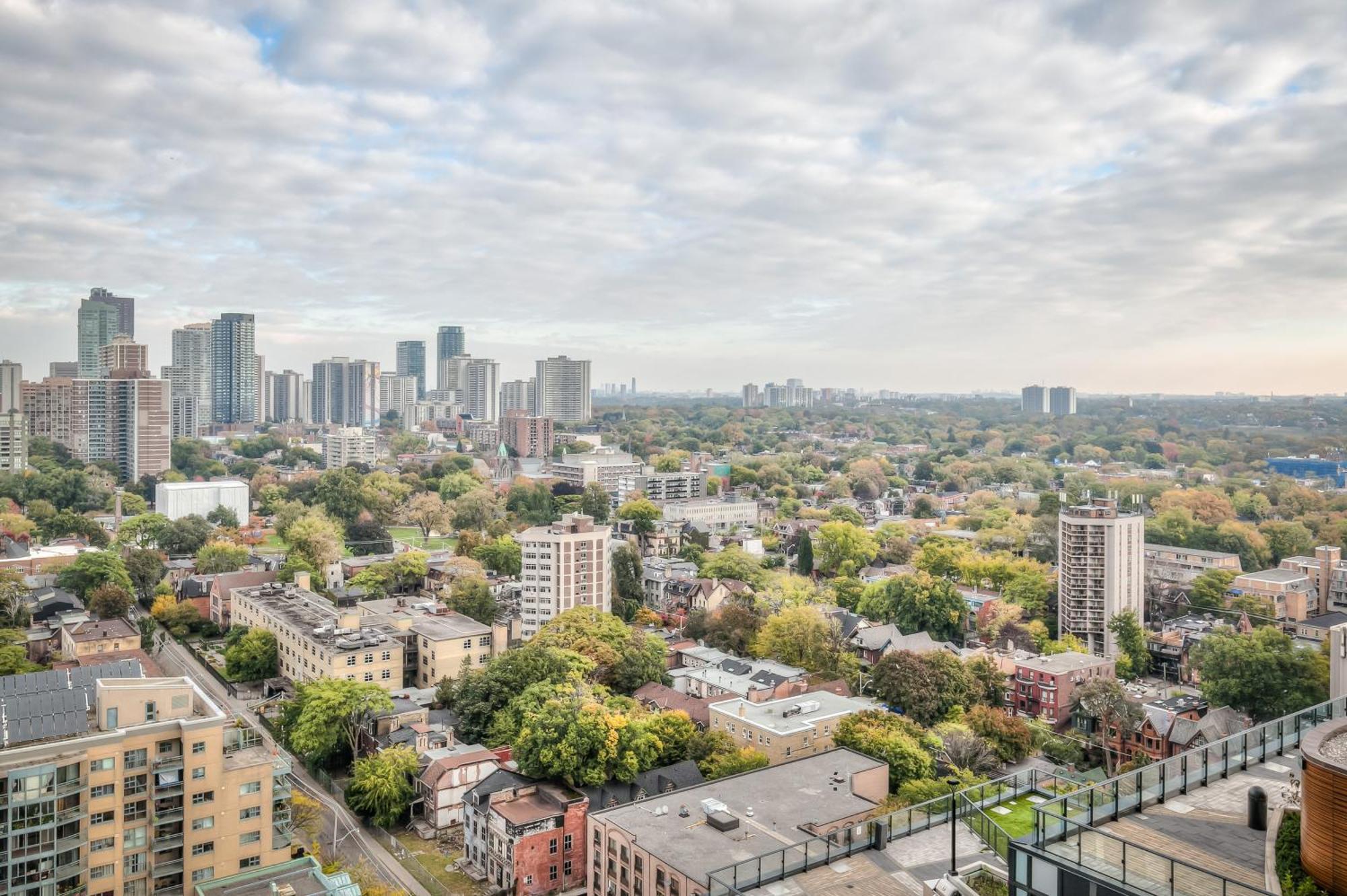 Rivetstays - The Jarvis * Toronto