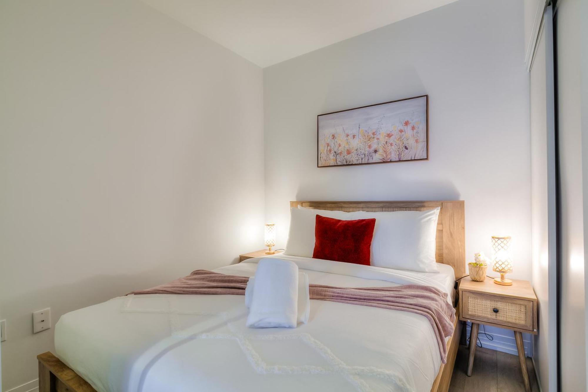 Jarvis Apartment Toronto