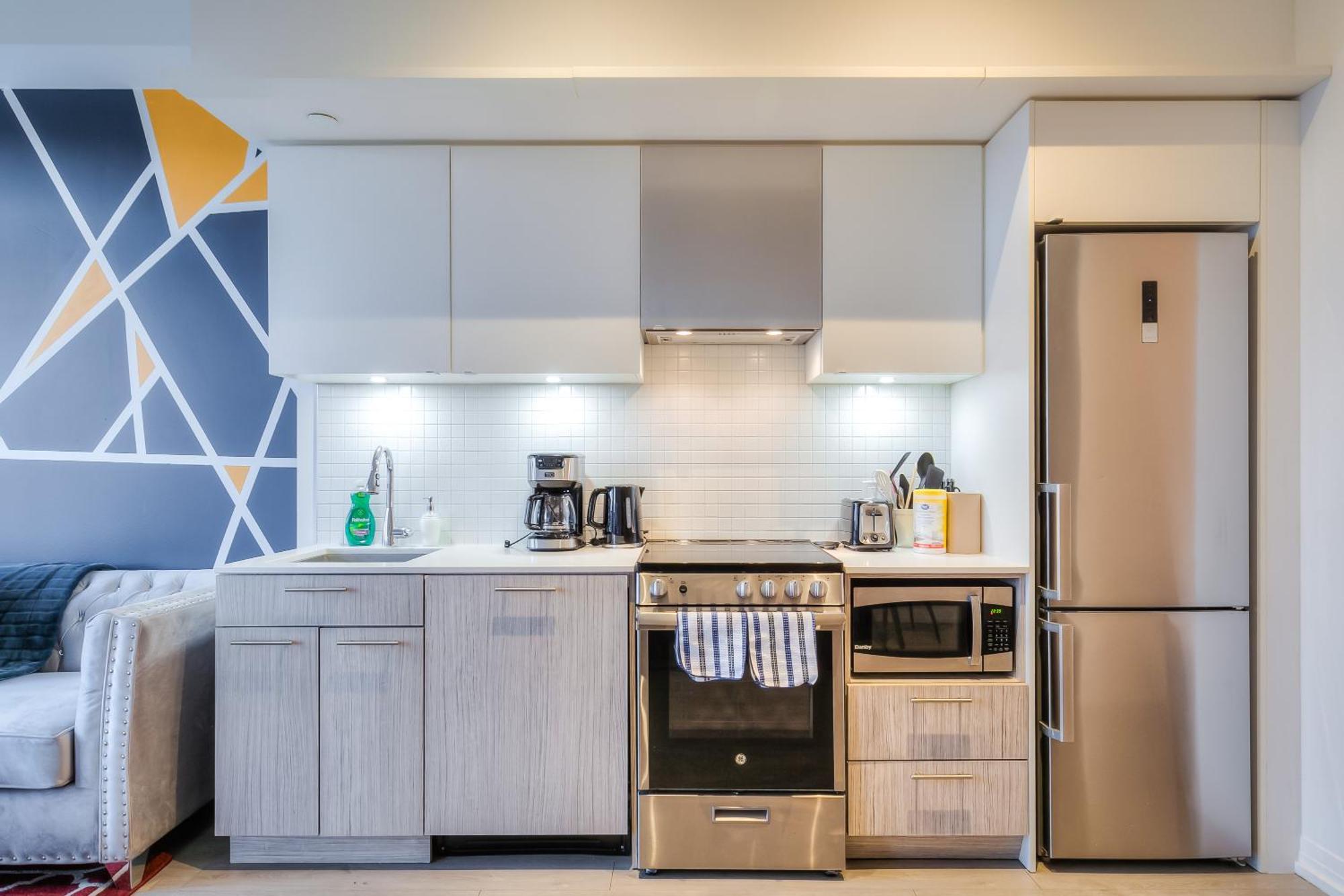 Jarvis Apartment Hotel Toronto