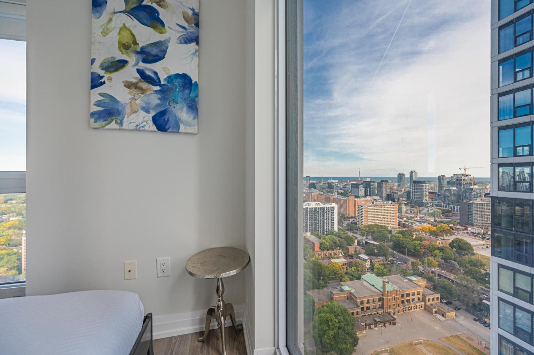 Jarvis Apartment