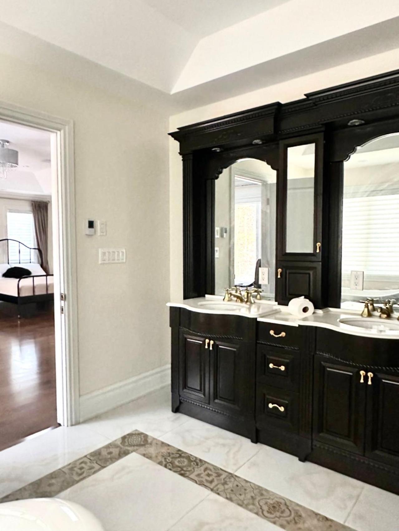 Beautiful House Near North York Center * Toronto