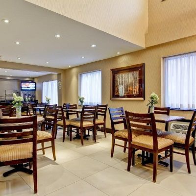 Comfort East Scarborough 3*