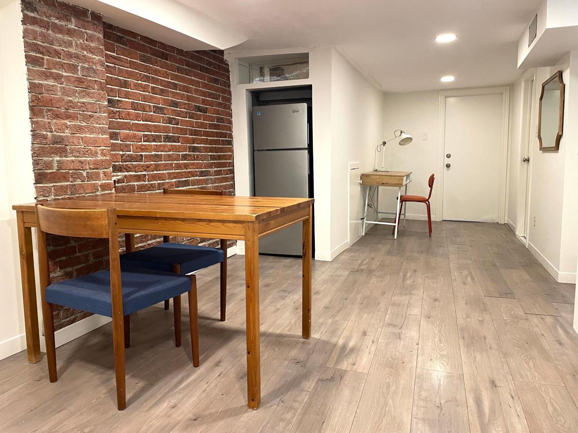Downtown Private Homestay Toronto