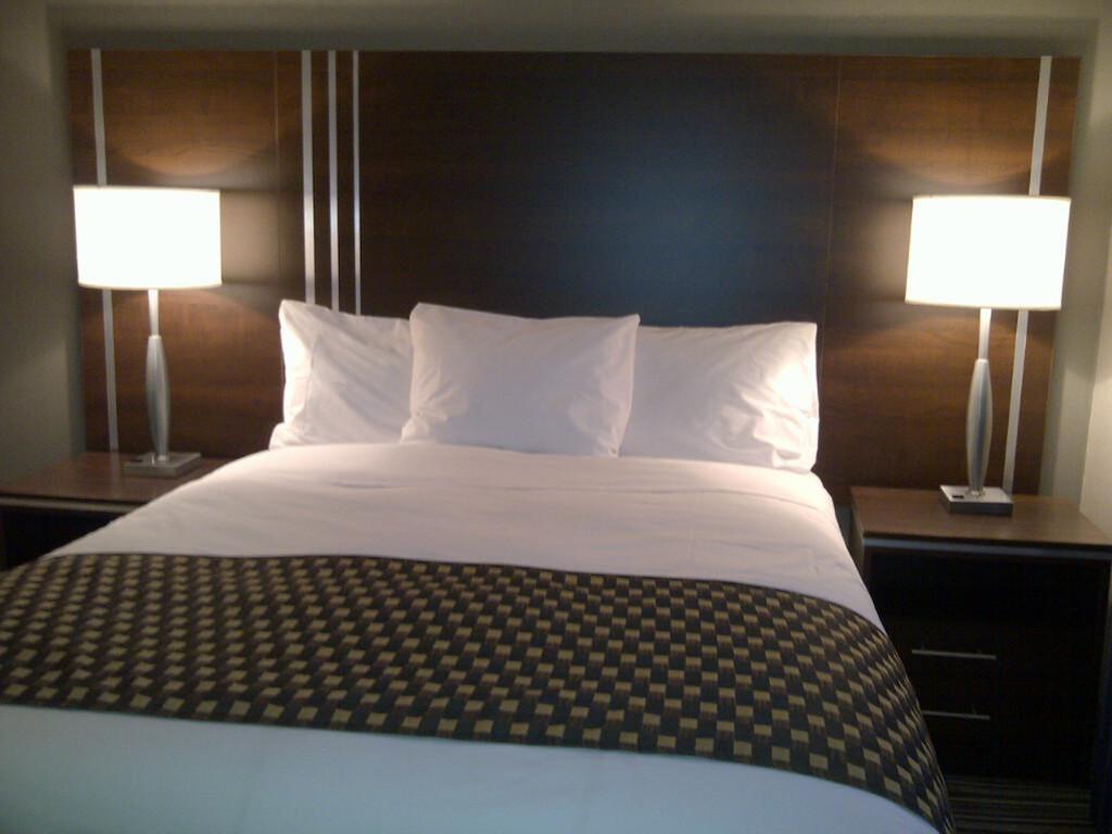 Hotel Comfort Centre Toronto