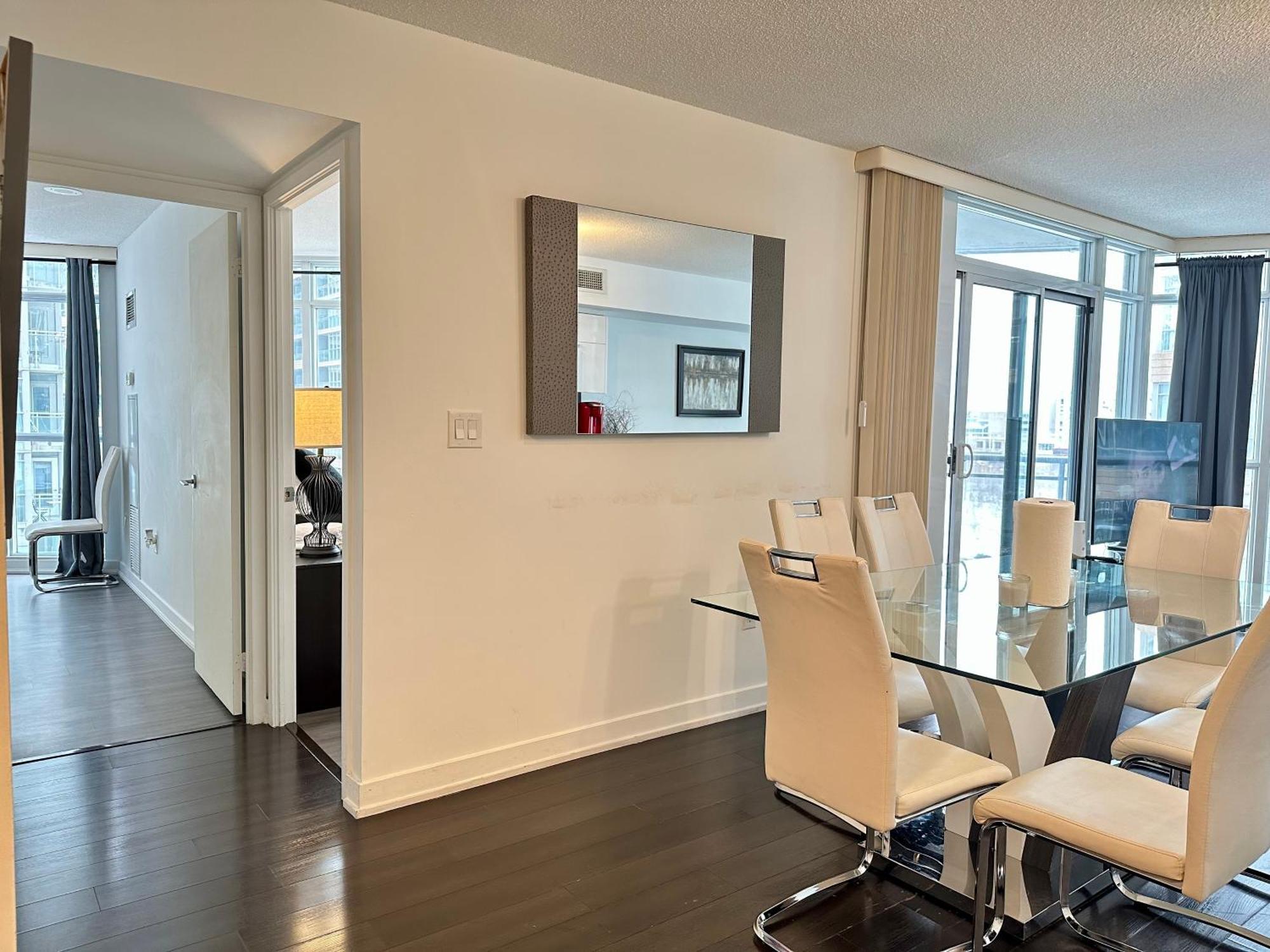 City Lake 2 Storey * Toronto
