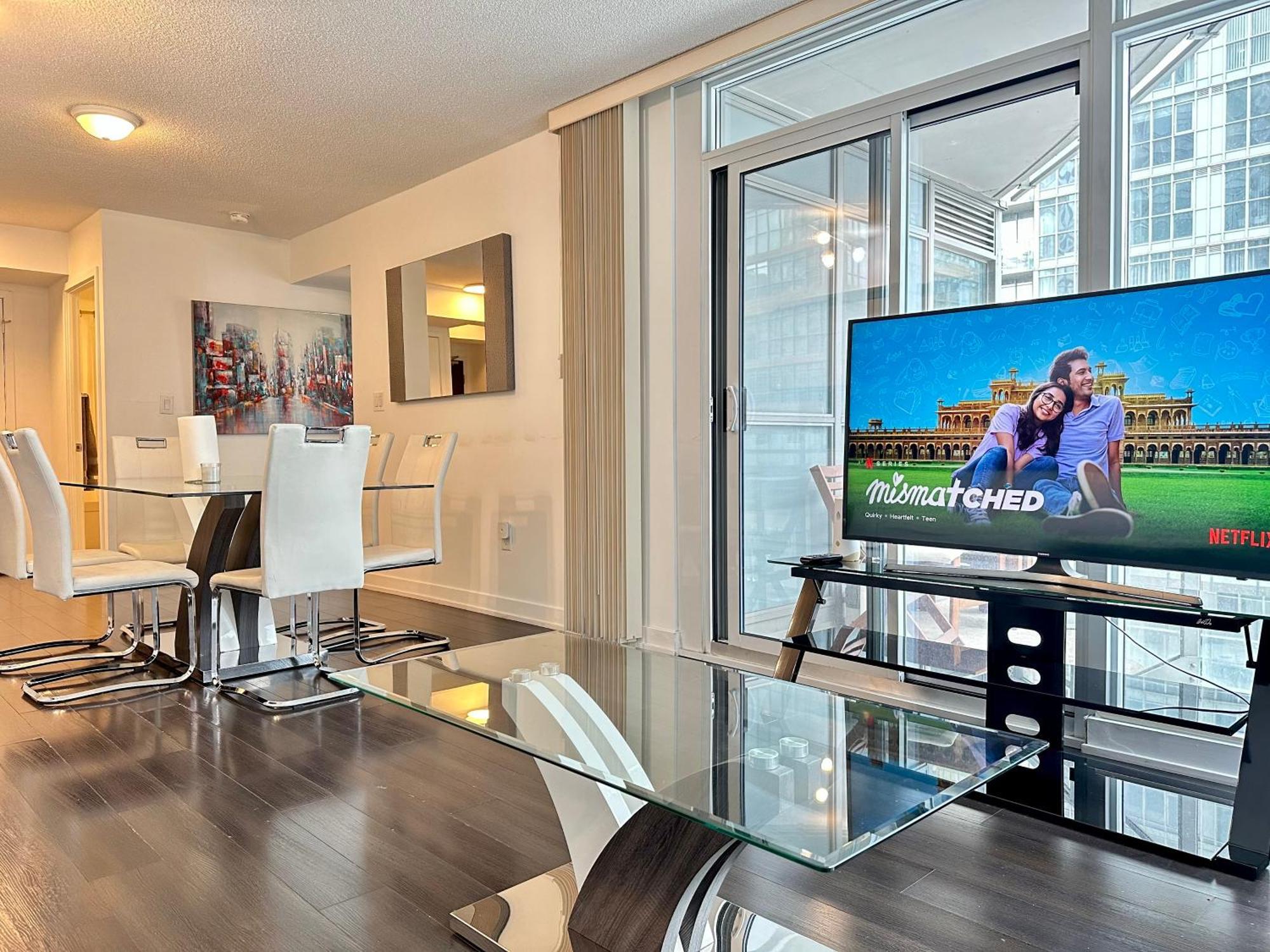 City Lake 2 Storey Apartment *