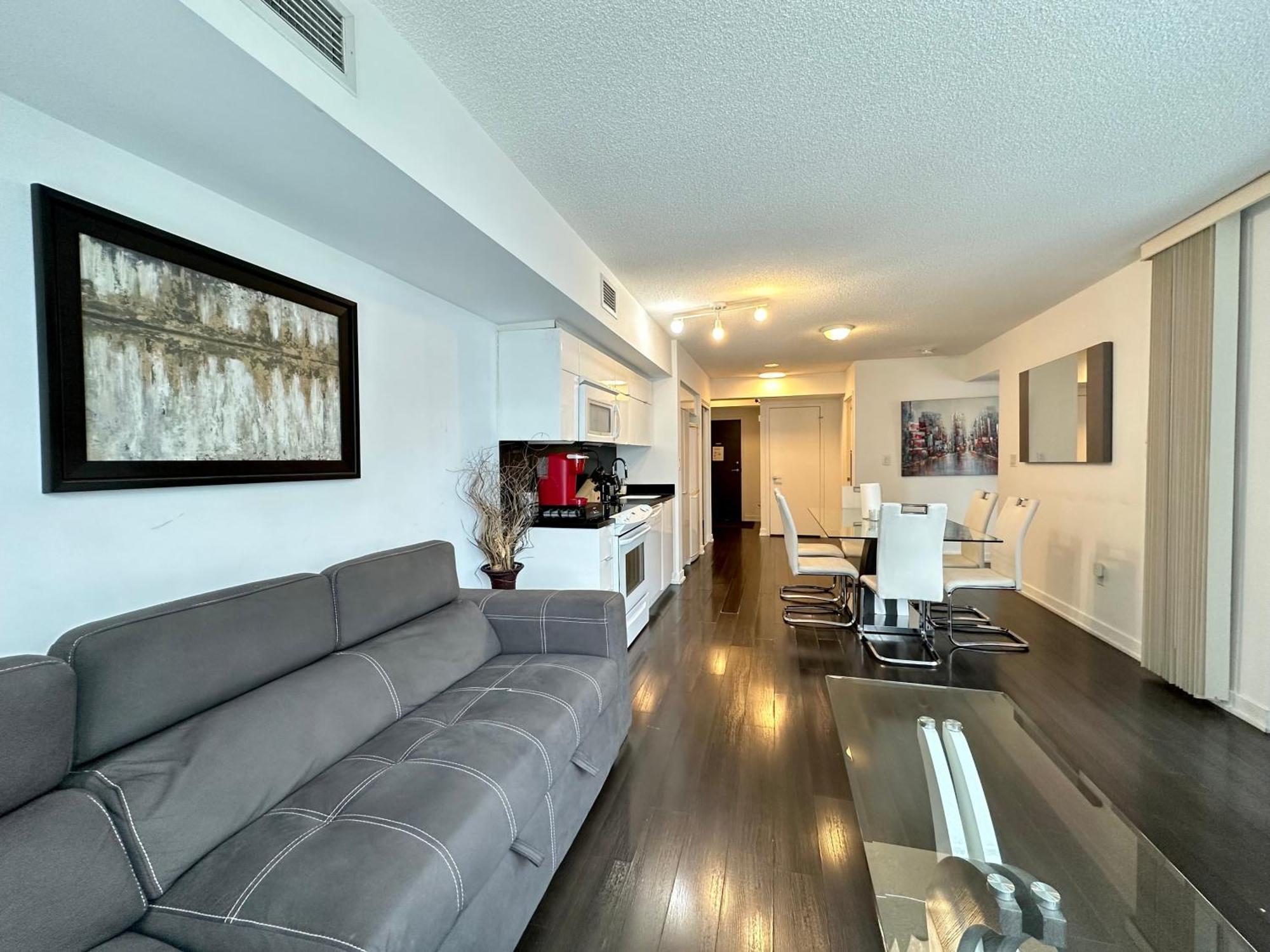 City Lake 2 Storey Apartment Toronto