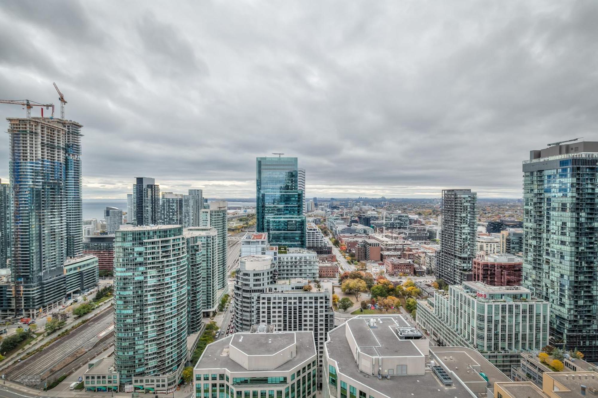 Rivetstays - The Atmos Toronto