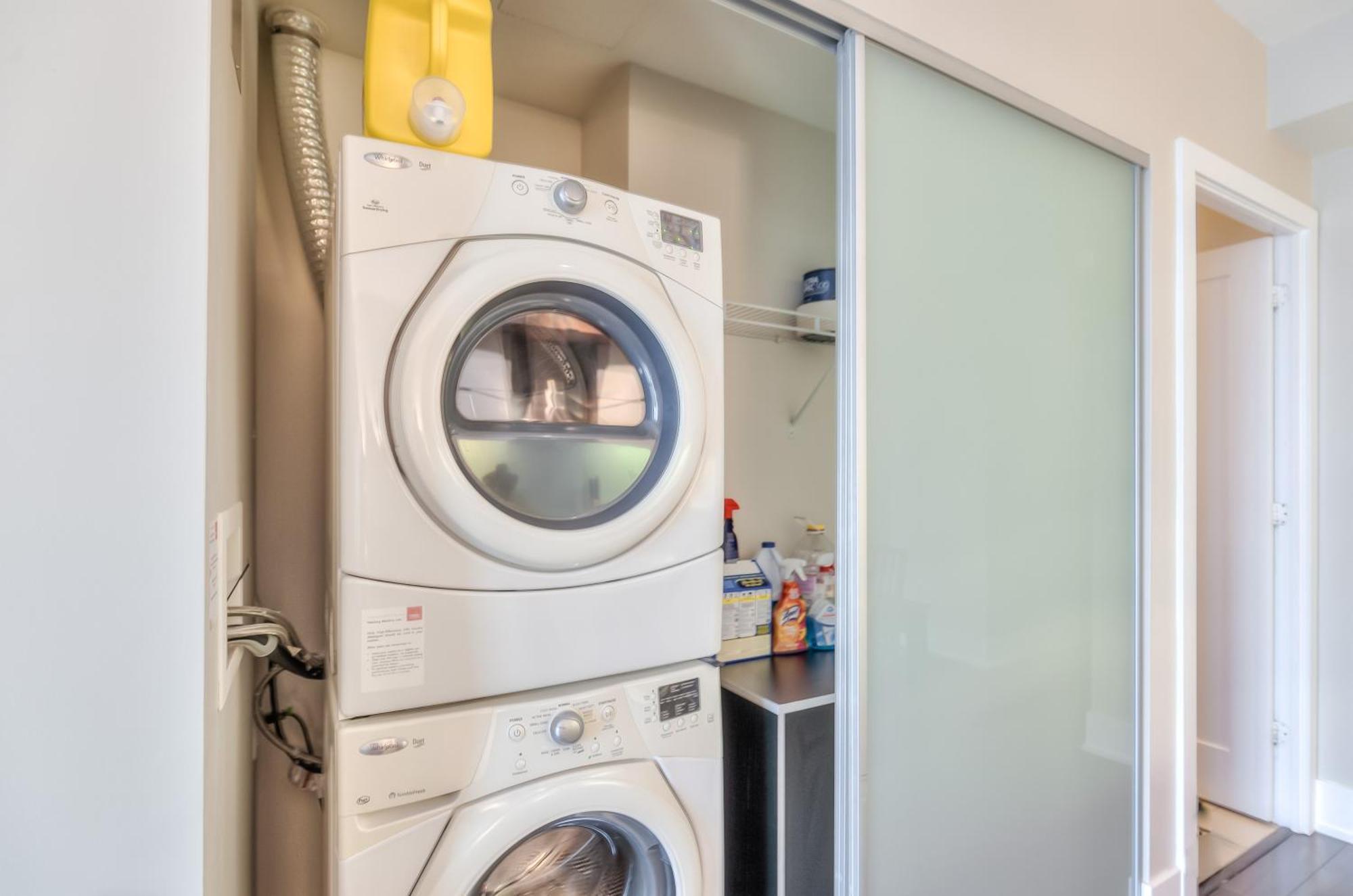 Apartment Rivetstays - The Atmos Toronto