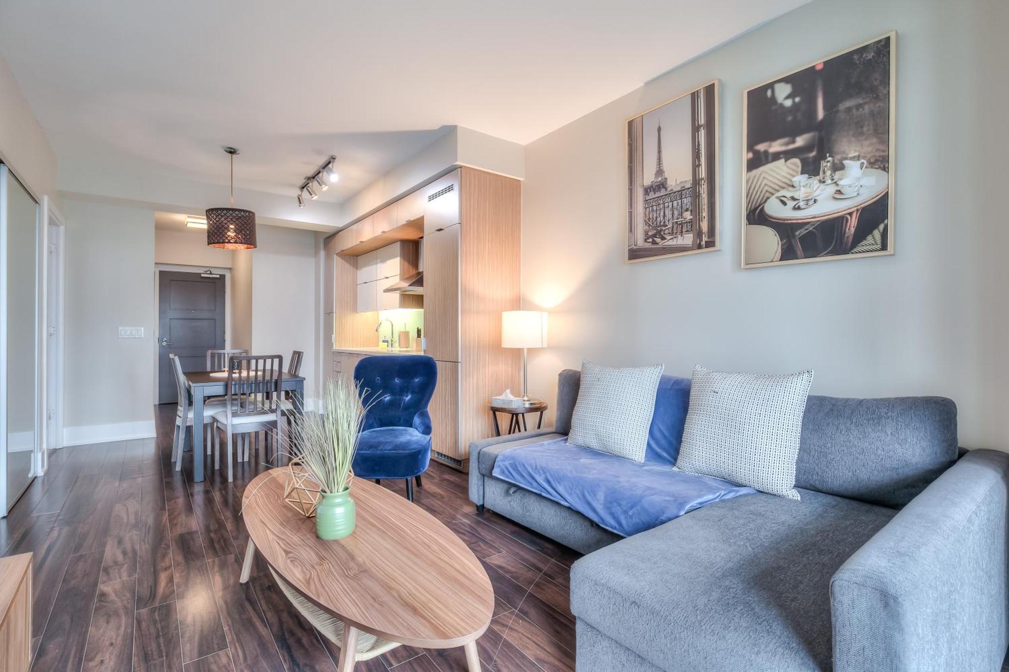 Rivetstays - The Atmos * Toronto