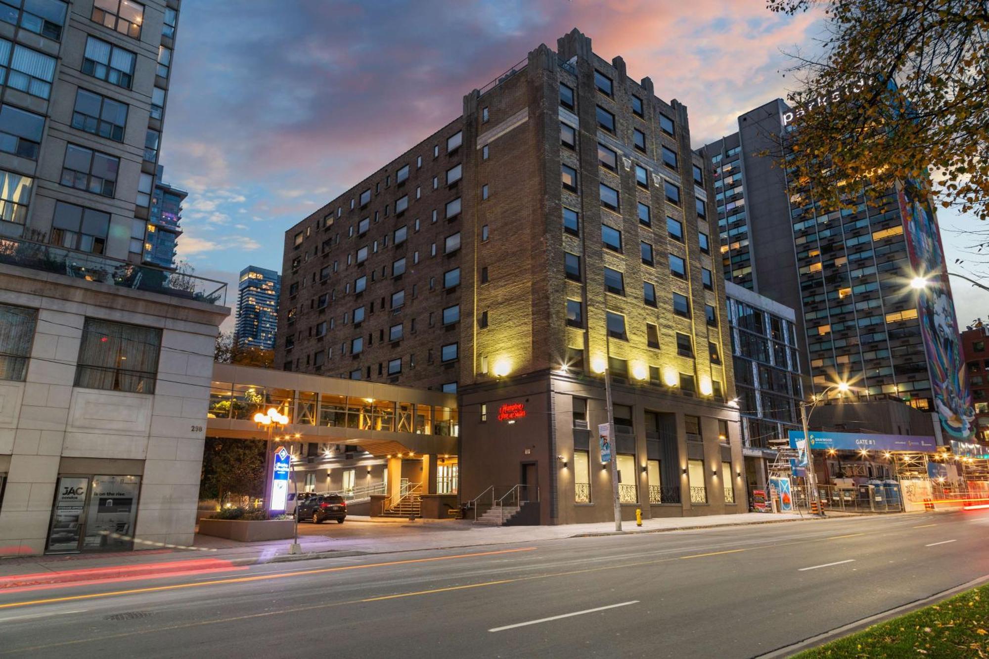 Hampton & By Hilton Downtown Toronto